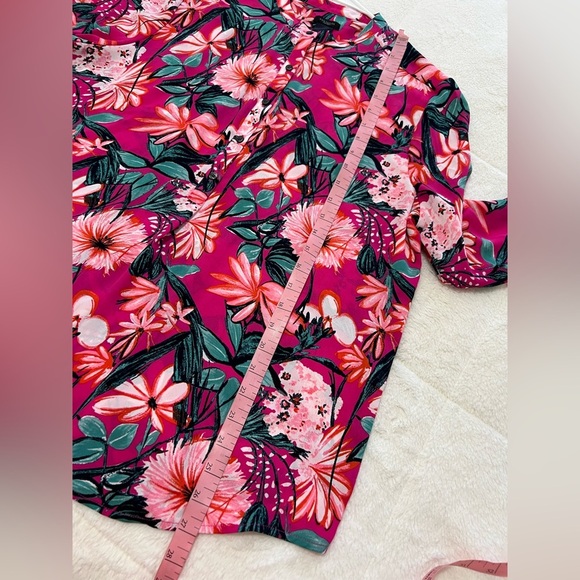Ann Taylor Factory Vibrant Floral long sleeves Blouse size L - Picture 5 of 12